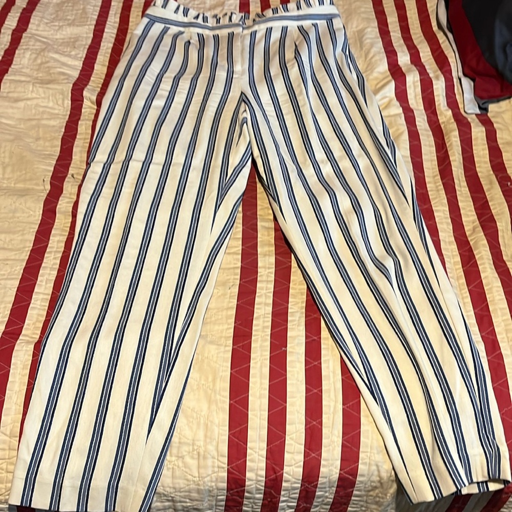 Express pant.